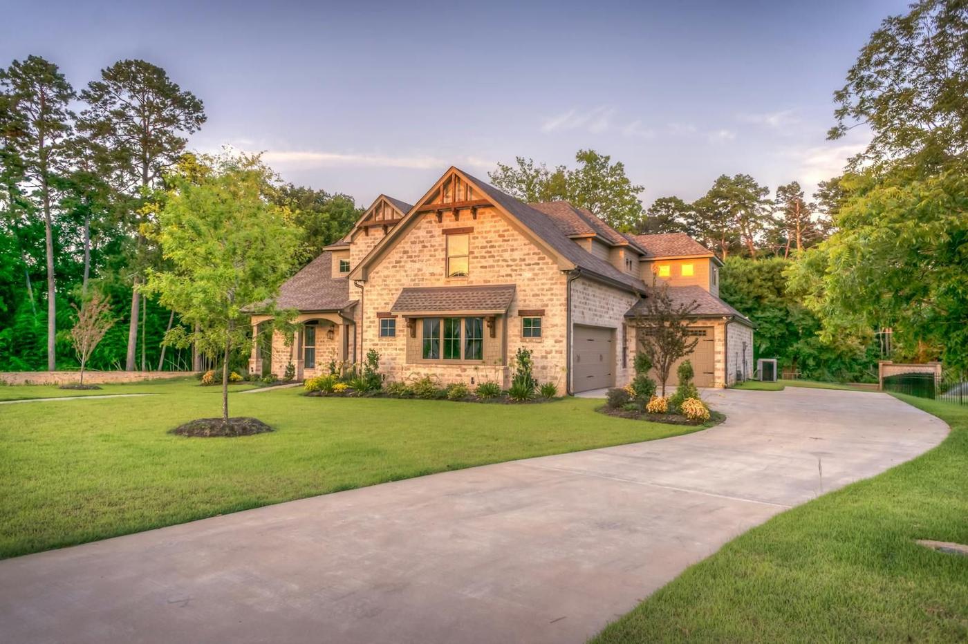 A block paving driveway by PJP Driveways & Patios